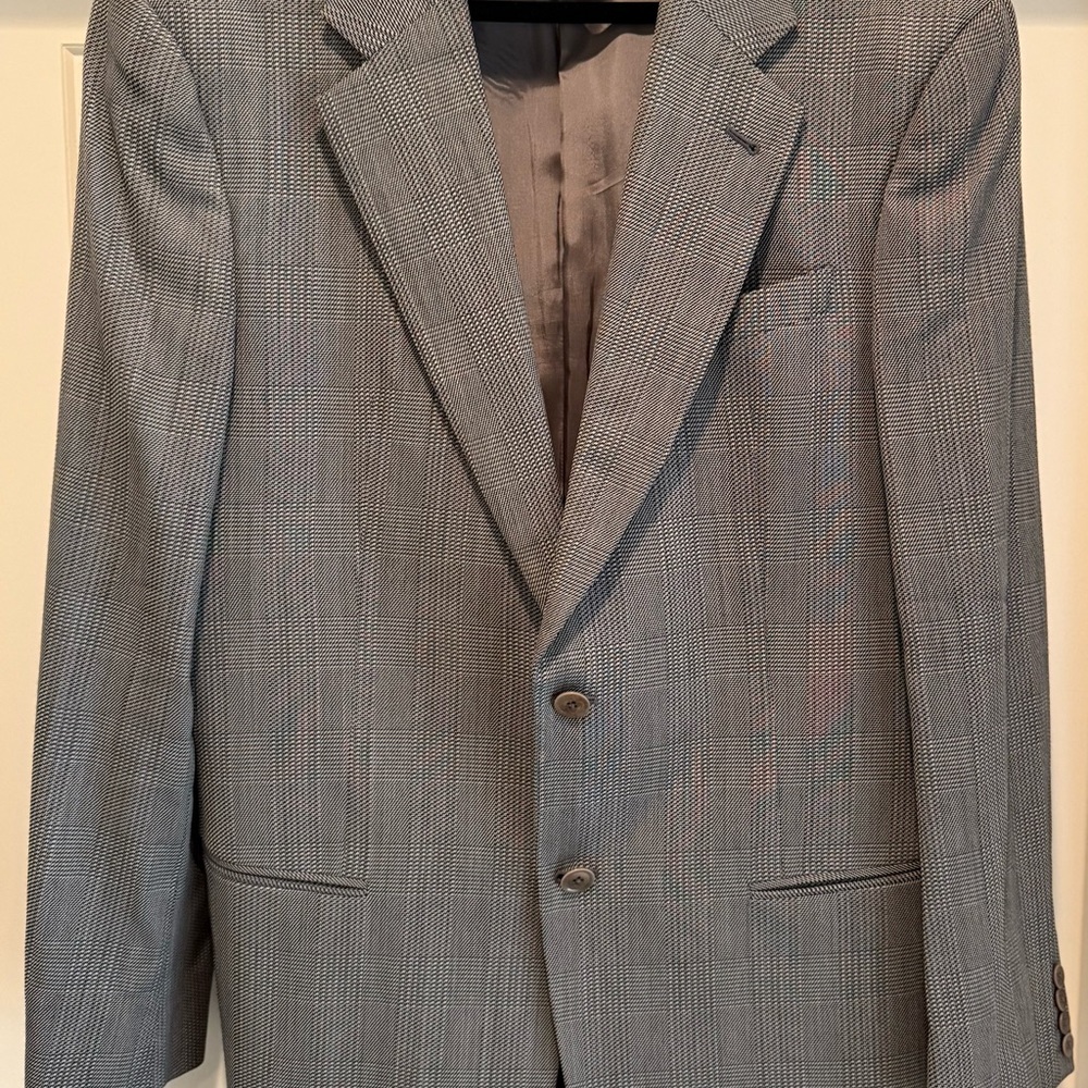 Armani Collezioni Gray Sport Coat with Notched Lapels